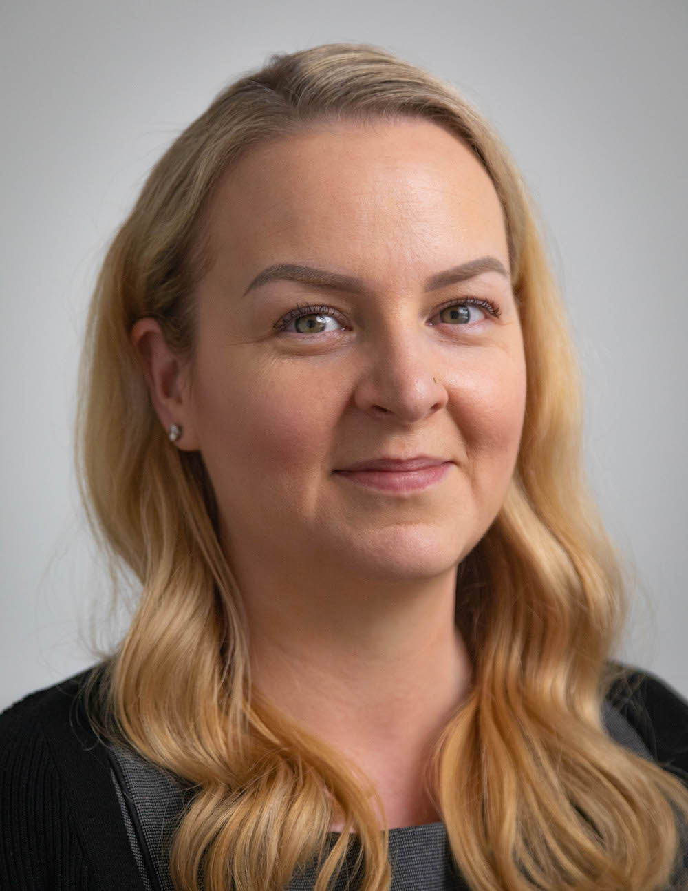 V1-5169 portrait