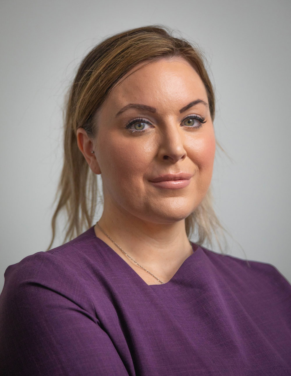 V4-5129 portrait